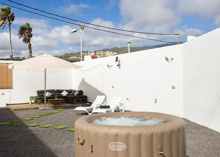 Casa Dona Juana - De 4 Con Jacuzzi Y Gran Zona Exterior * Charco del Pino